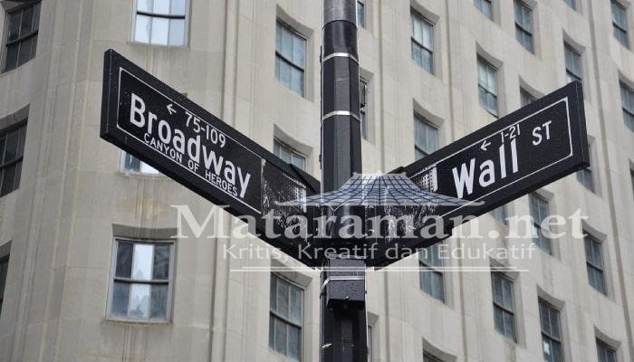 Kepanikan bank mereda di Wall Street. Selanjutnya: Kepanikan Fed