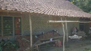 Rumah Warga Tulungagung Ini Tak Layak: Lantai Tanah dan Dinding Masih dari Bambu