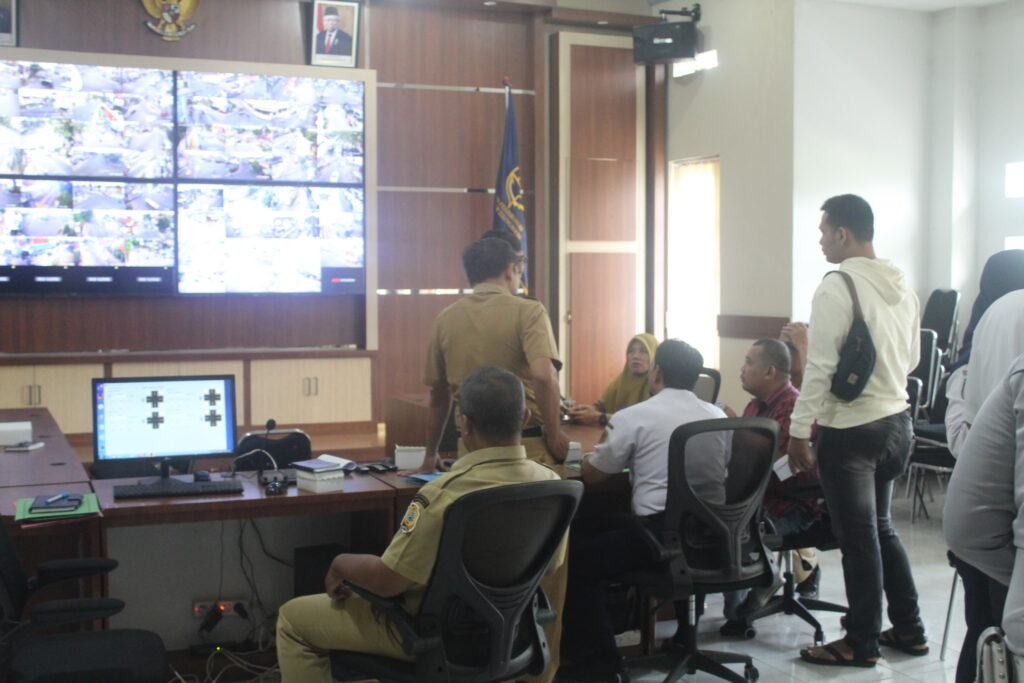 Semrawut! Pedagang CFD Bakal Direlokasi Barat Alun-alun Tulungagung
