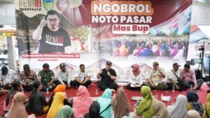 Pedagang Pasar Kandangan Sampaikan Uneg-uneg ke Mas Dhito Sebelum Direlokasi