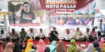 Pedagang Pasar Kandangan Sampaikan Uneg-uneg ke Mas Dhito Sebelum Direlokasi