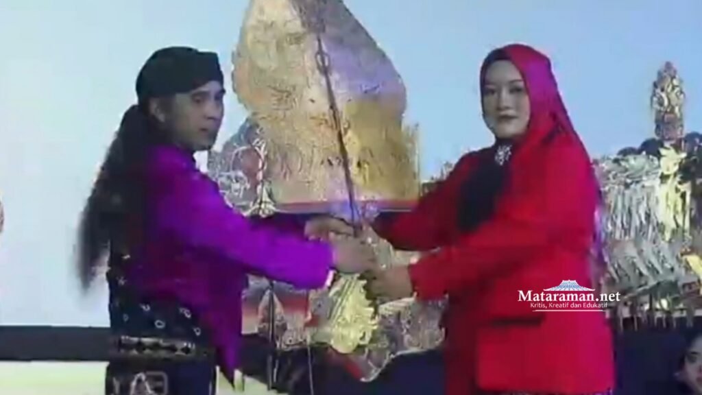 Meriah, Bersih Desa Tanggulturus Dikemas Wayang Kulit Semalam Suntuk