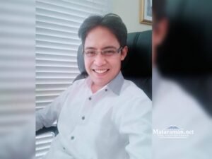 Pilkada Bukan Lagi Panggung Rakyat Bicara, Kini Hanya Sekedar Permainan Para Elit Kuasa