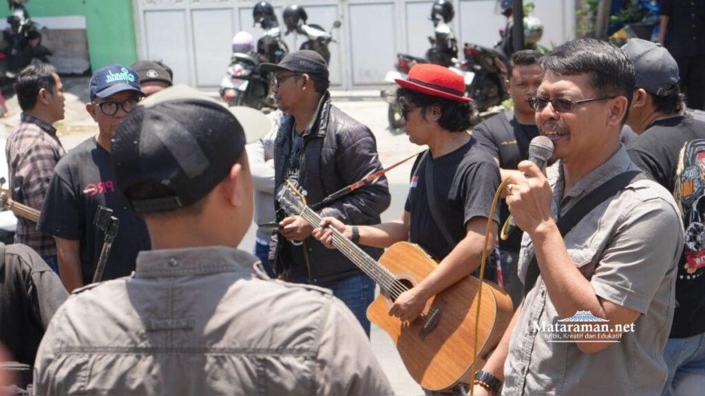 Pertanyakan Dugaan Manipulasi, Aliansi Masyarakat Demo Kejari Kediri Usut Pabrik Ini