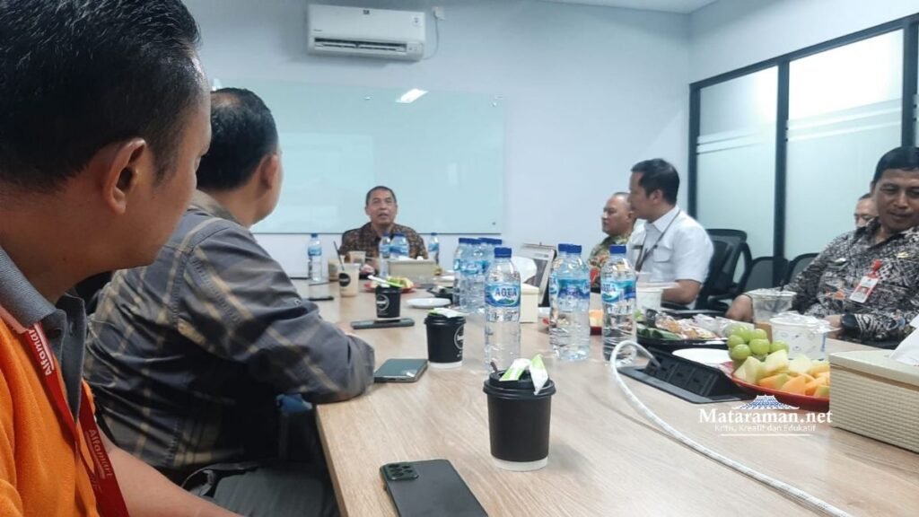 Melakukan Kunjungan ke Alfamart, Pj Bupati Berharap UMKM Bisa Merambah Luar Wilayah