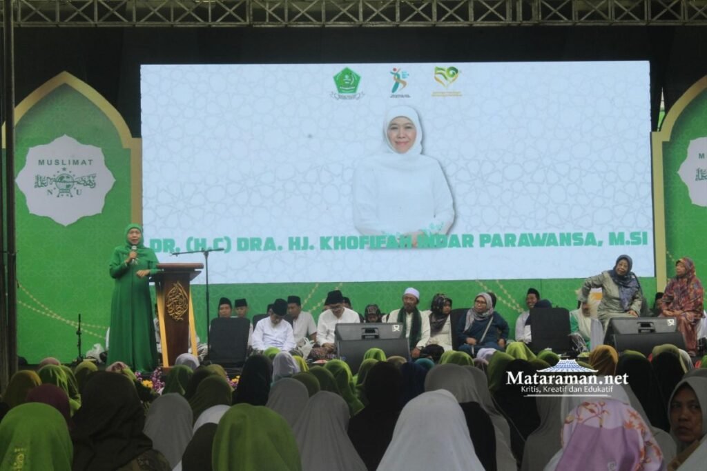 Khofifah Galang Dukungan Muslimat Trenggalek, Ulas Pergub Fasilitasi Pesantren