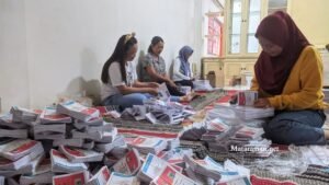 KPU Batu Mulai Lakukan Sortir Lipat Surat Suara Pilkada 2024
