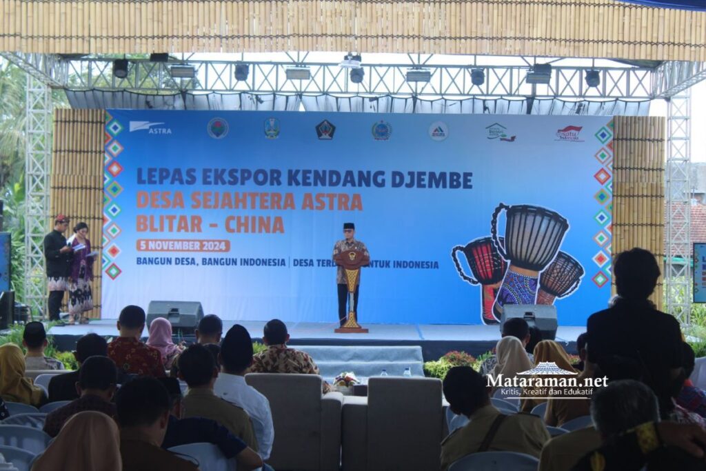 Mendes PDT Lepas Ekspor Kendang Djembe DSA Blitar ke China Omzet Rp 17 Miliar