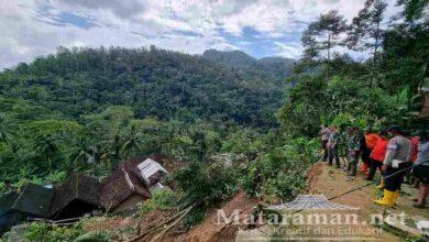 Hujan Tiga Jam Sebabkan Tebing Longsor, Menimpa 3 Rumah di Trenggalek