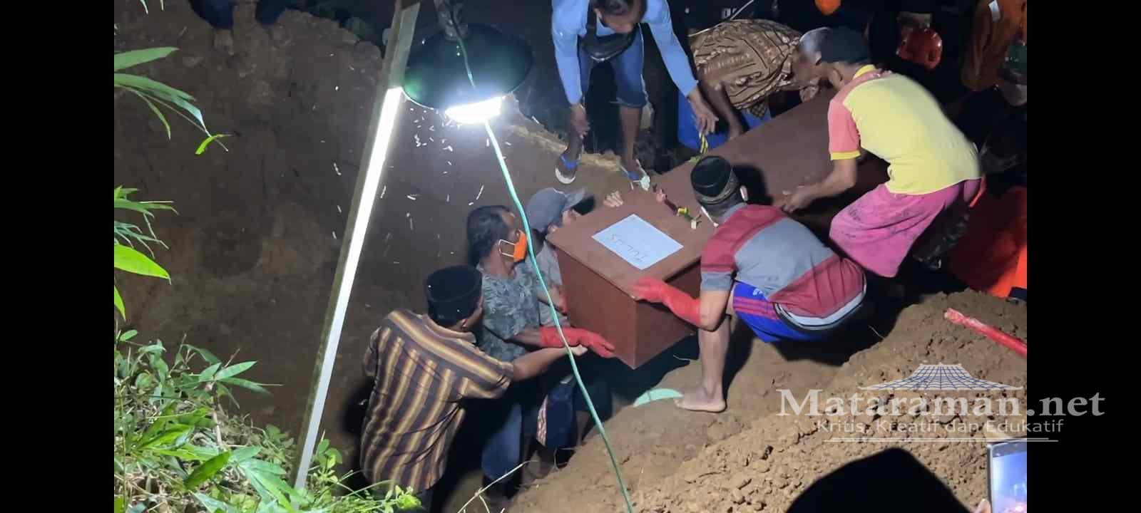 Empat Korban Longsor Trenggalek Ditemukan Langsung Dimakamkan Satu Liang