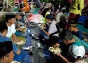 Malam 1 Suro, Lingkungan Selokarung Tulungagung Tumplek Blek Tirakatan hingga Makan Puluhan Lodho
