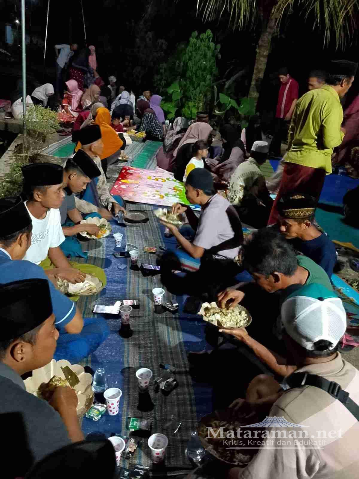 Malam 1 Suro, Lingkungan Selokarung Tumplek Blek Tirakatan hingga Makan Puluhan Lodho