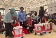 Overload Tas Kabin, Jemaah Haji Diminta Tertib Bawa Barang Pulang