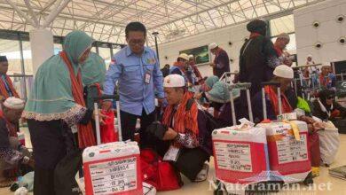 Overload Tas Kabin, Jemaah Haji Diminta Tertib Bawa Barang Pulang