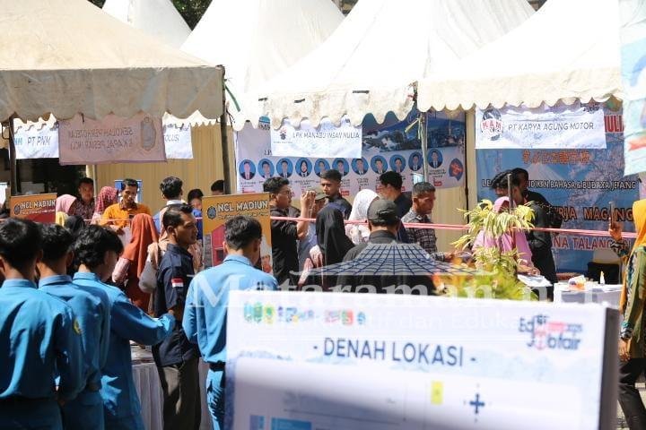 Edu Job Fair SMKN 2 Trenggalek Permudah Lulusan Cari Pekerjaan Berbagai Bidang