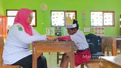 Satu Siswa Tetap Ikuti MPLS di SDN 1 Kendalrejo Trenggalek dengan Riang