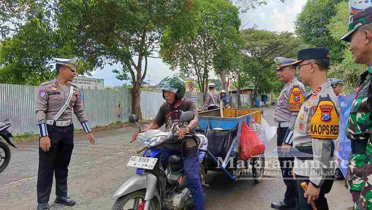 Operasi Patuh Semeru 2025, Kapolres Trenggalek Imbau Masyarakat Lebih Disiplin Berlalu-lintas