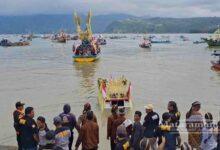 Larung Sembonyo Pantai Popoh, Cara Nelayan Bersyukur Tolak Bala Bencana