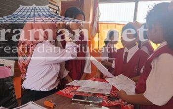 Puskesmas Bandung Lakukan PKG, Periksa Mata hingga Telinga 200-an Anak Sekolah