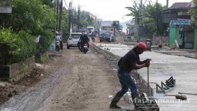 Jalan Sepanjang 3 KM Sawo-Gambiran Tulungagung Diperbaiki, Permudah Akses ke JLS