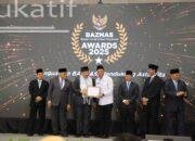 Bupati Gatut Terima Penghargaan BAZNAS Award ‘Kepala Daerah Pendukung Gerakan Zakat Indonesia’