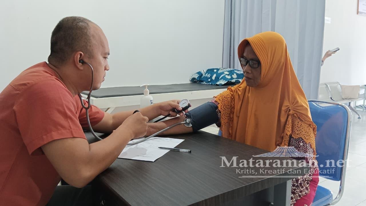 Warga Tulungagung Senang Dapat Pemeriksaan Kesehatan dari LKNU