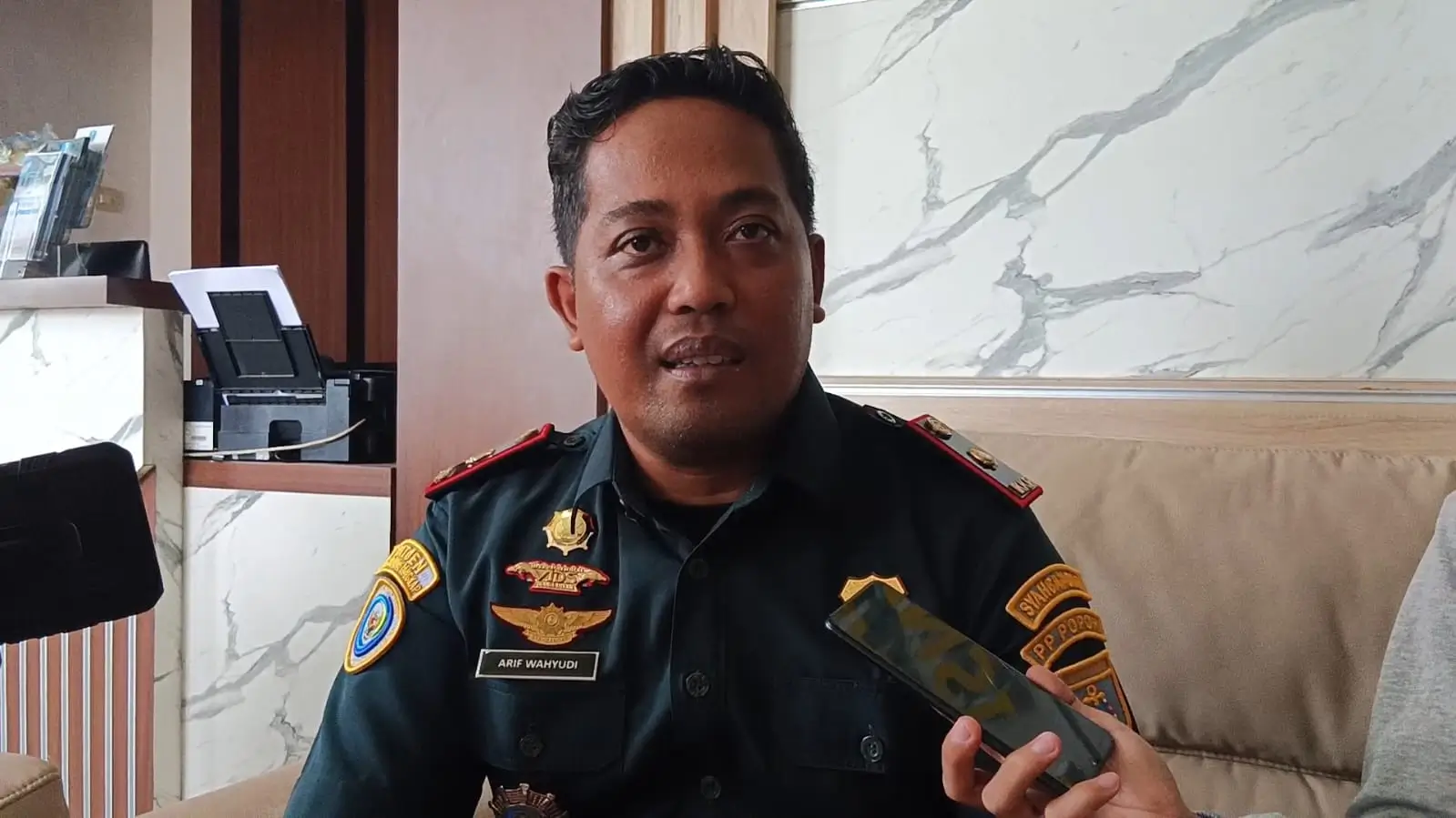 Ombak Capai 4 Meter, Nelayan Popoh Tulungagung Enggan Melaut