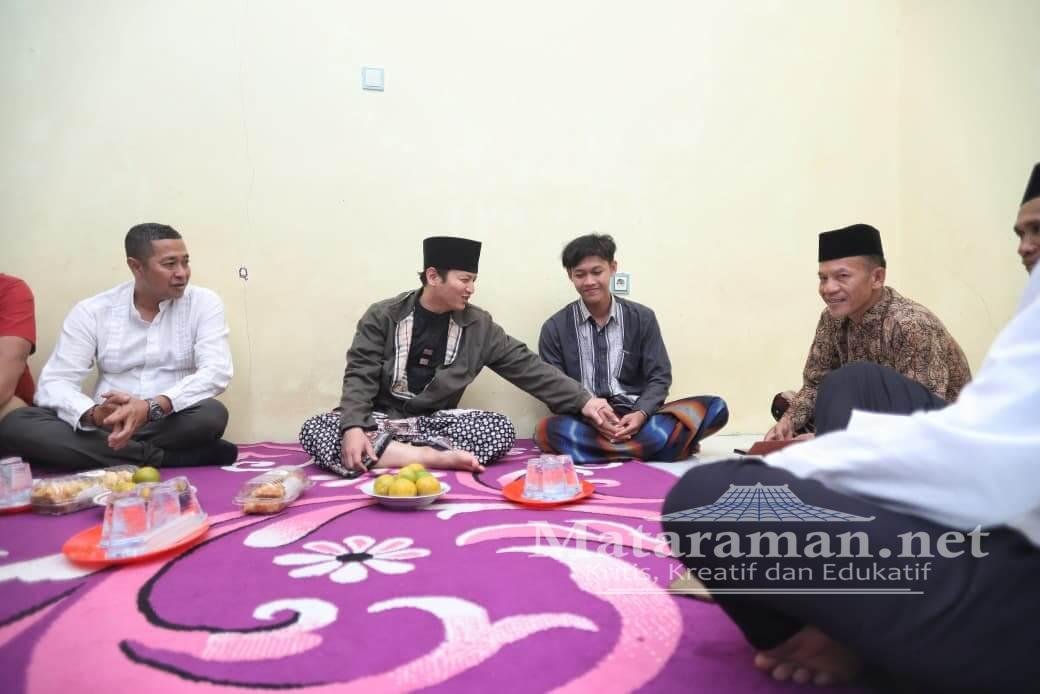 Bupati Trenggalek Salurkan Santunan Laka Laut serta Beasiswa untuk Anak Korban