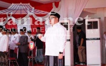 Momen Hari Santri, Mas Dhito Pastikan Stimulan Ponpes-Guru Madin Kediri Tetap Jalan