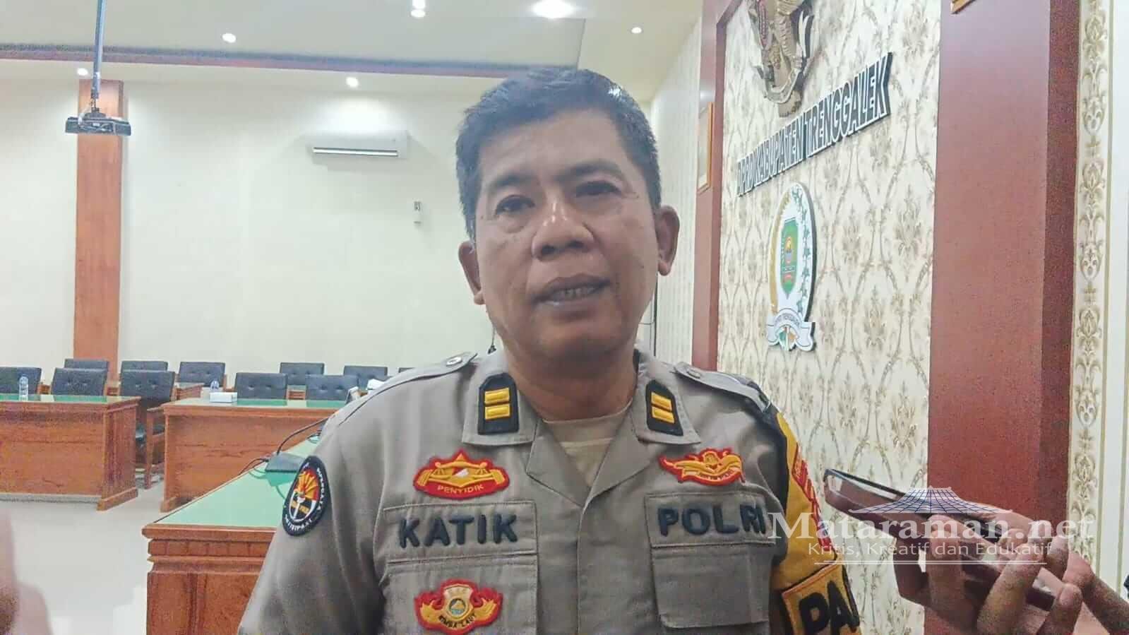 Nasabah Koperasi Madani Trenggalek Memanas Gegara Tak Ada Ketegasan, Polisi Dinginkan Suasana
