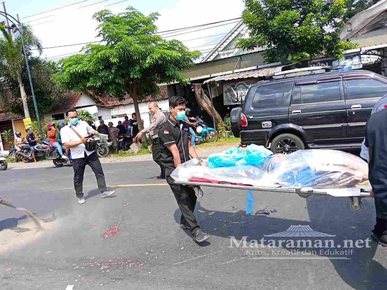 Hendak Menyalip, Pemuda Tewas Tertabrak Truk di Tulungagung