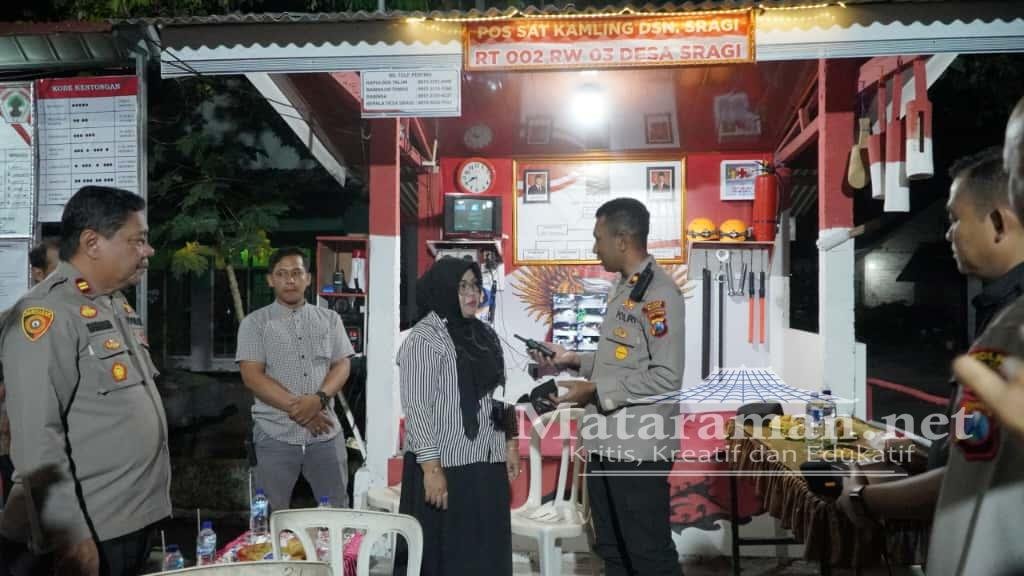 Dua Wilayah Pos Kamling Ini Terima Bantuan HT dari Polres Blitar untuk Jaga Kamtibmas