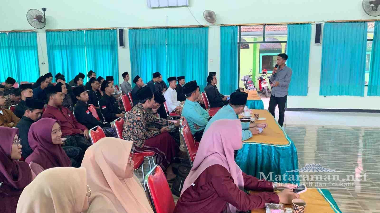 Puluhan Santri di Trenggalek Dibekali Jurnalistik-Medsos 