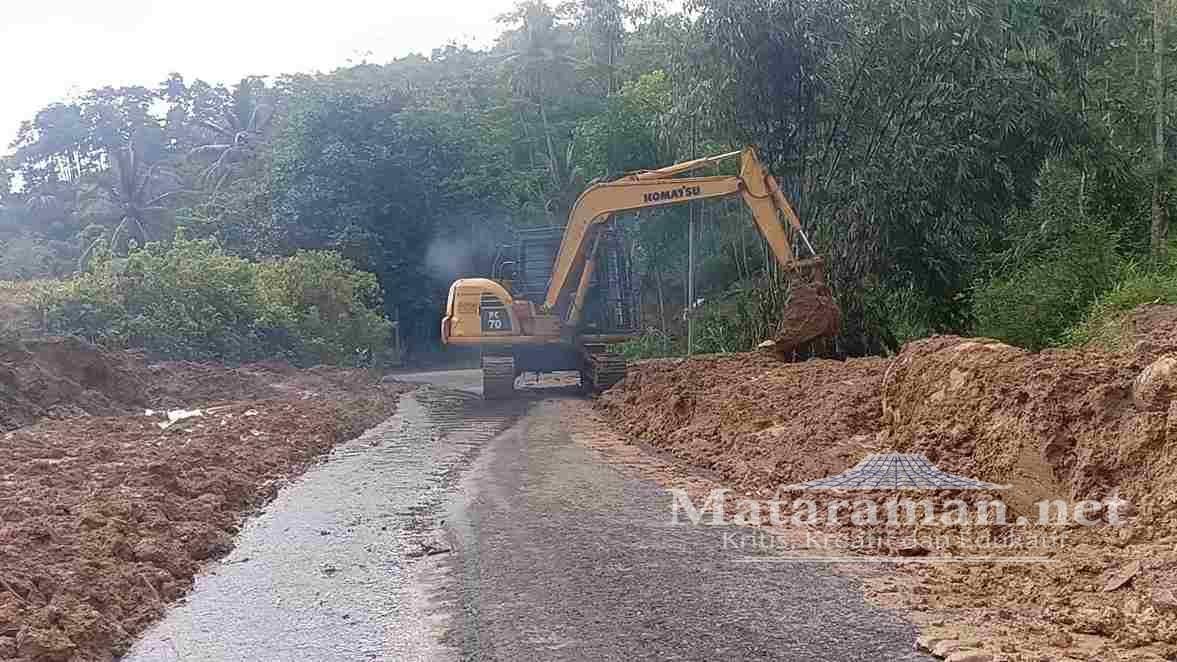 Jalur Tulungagung-Trenggalek Dibuka Kembali Usai Tertimbun Longsoran Tebing