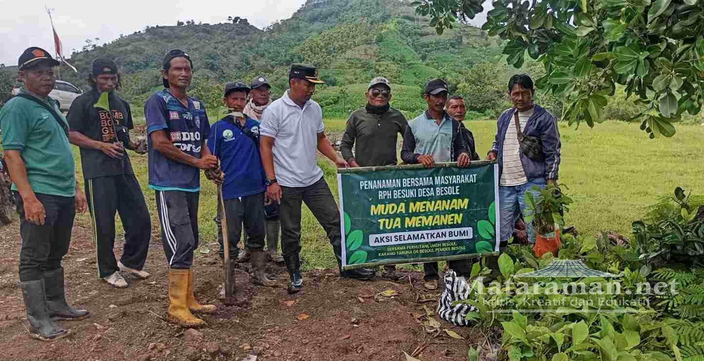 Kembalikan Fungsi Hutan, RPH Besuki Desa Besole Sukses Tanam Bibit Pohon Jati