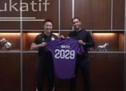 Persik Kediri Perpanjang Kontrak Ezra Walian hingga 2029