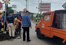 Tekan Kecelakaan di Tulungagung, PT KAI Daop 7 Lakukan Penyempitan Perlintasan Sebidang