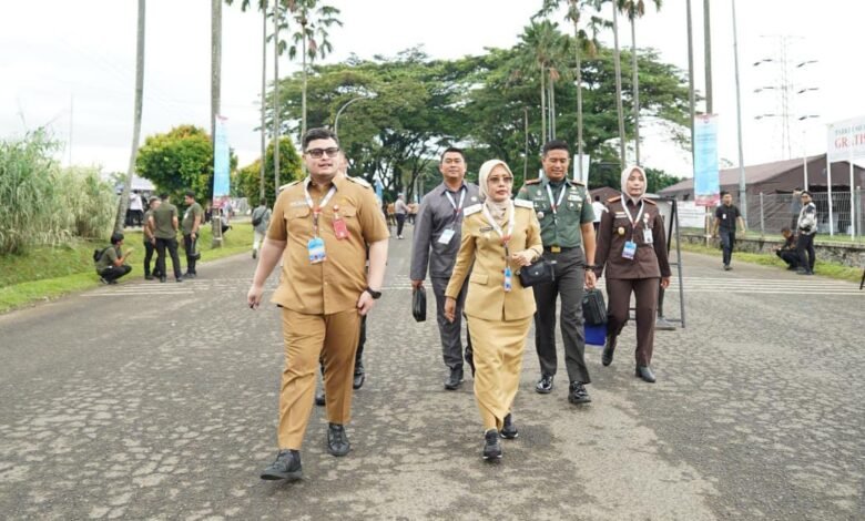 Kompak, Mas Dhito Bareng Mbak Dewi-Forkopimda Kediri Ikuti Rakornas di Sentul