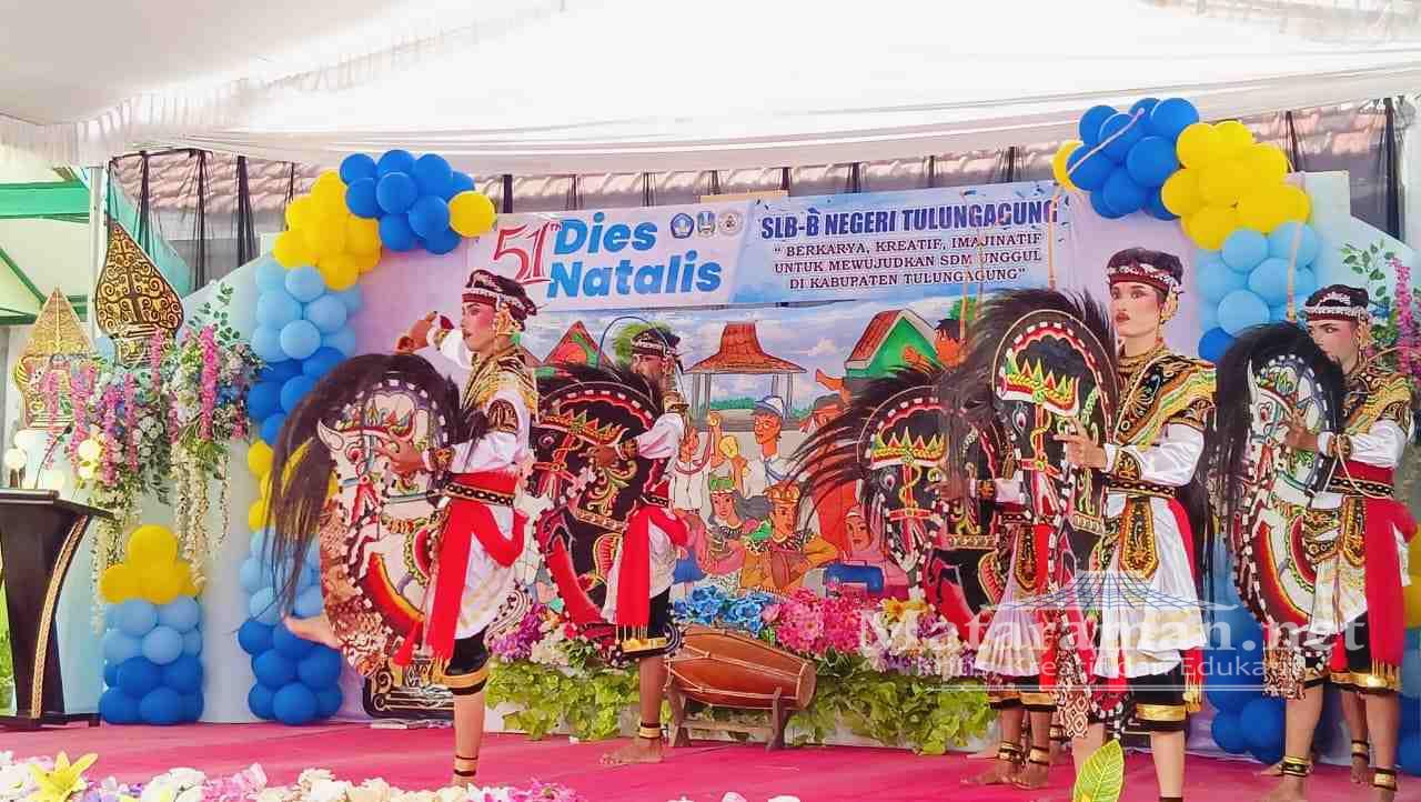 Keren, Siswa SLB Tampilkan Tari Gambyong hingga Jaranan di Tulungagung