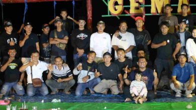 Eks Karang Taruna Tanggulturus Pererat Silaturahmi Lewat Buka Bersama di Pantai Gemah