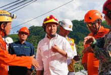 Wagub Emil Tinjau Longsor Jalan Nasional Trenggalek-Ponorogo, Ini Langkah Darurat yang Diambil