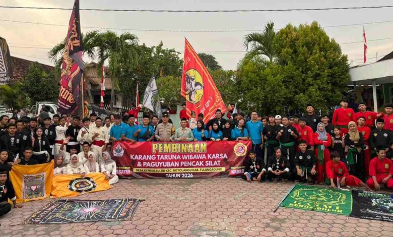 Perkuat Solidaritas, Paguyuban Pencak Silat-Karang Taruna Kendalbulur Tulungagung Bagikan 1.000 Paket Takjil