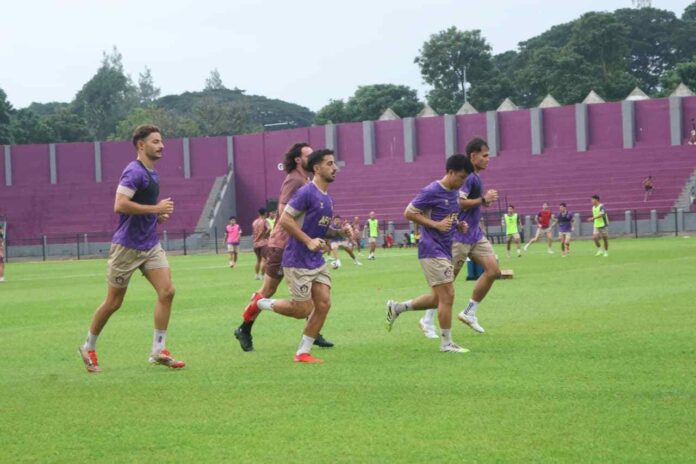 Persik Kediri Usung Misi Tiga Poin di Kandang Madura United