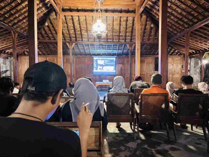 DPC GMNI Tulungagung Nobar Film “Pesta Babi”, Jadi Ruang Kritik Pembangunan dan Demokrasi