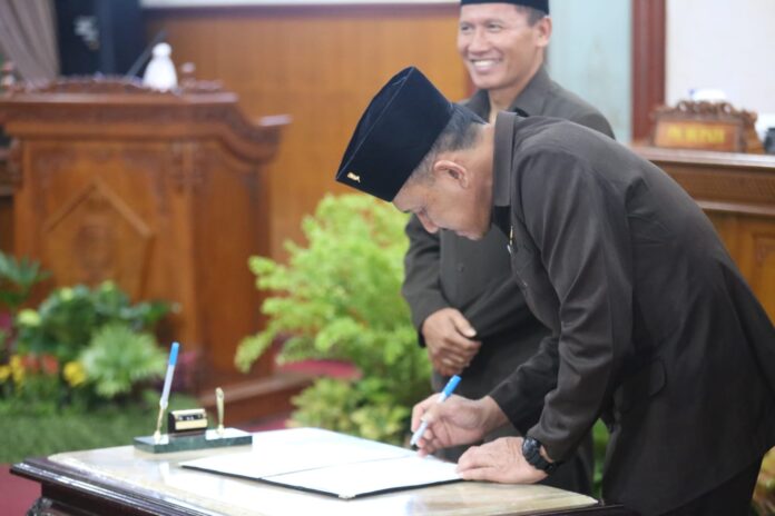 DPRD Tulungagung Setujui Lima Ranperda dalam Rapat Paripurna