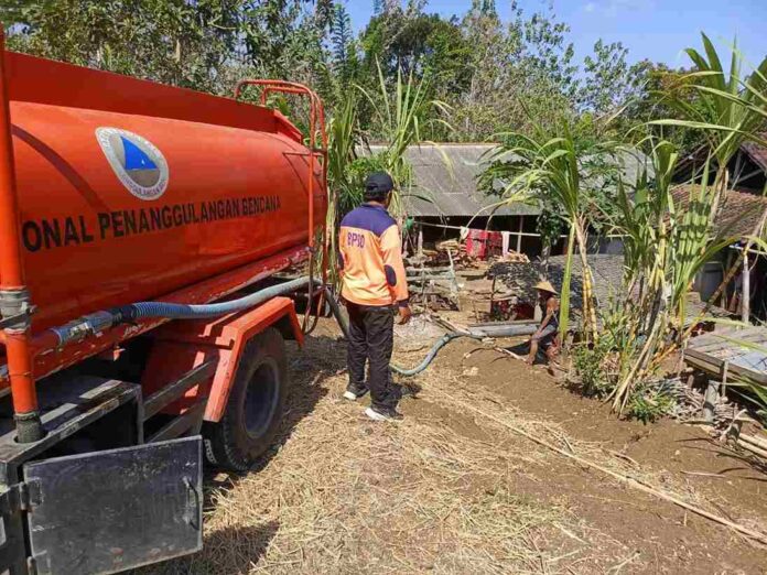 Lima Desa di Tulungagung Terdampak Kekeringan, BPBD Salurkan Air Bersih
