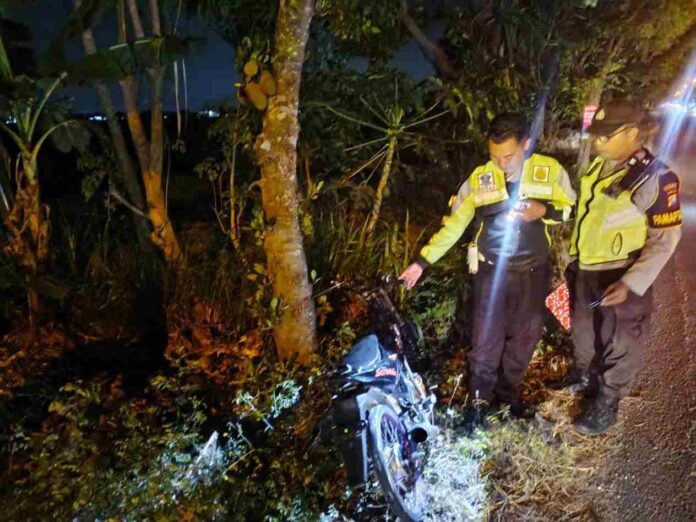 Pemotor di Tulungagung Senggol Bus Harapan Jaya, Begini Kondisinya
