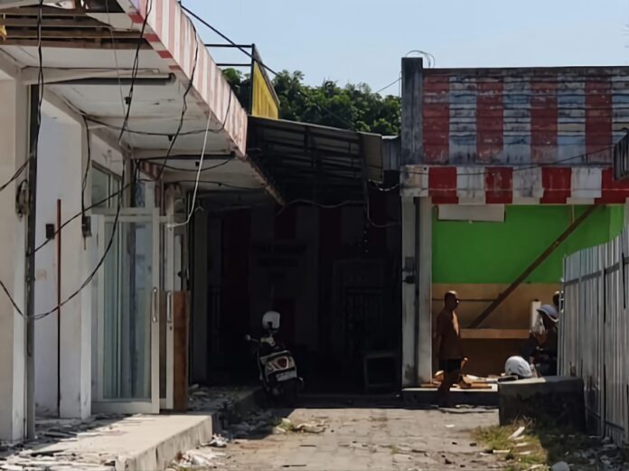 Kontrak Habis, Sejumlah Ruko di Depan Stasiun Tulungagung Mulai Dibongkar