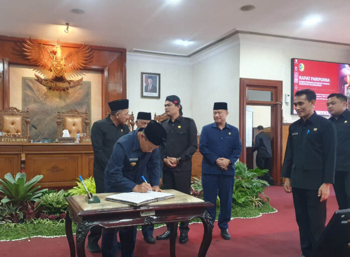DPRD Tulungagung Sampaikan 12 Rekomendasi dan Catatan Pelaksanaan APBD Perubahan 2026