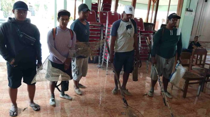 Nekat Setrum Ikan di Tulungagung, Lima Warga Blitar Kena Sanksi Rp2 Juta